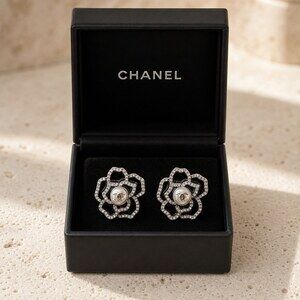 CHANEL Classic Parisian Earrings Style 36 | New with Box